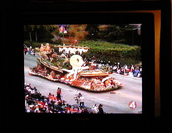 Cal Poly(s) Rose Parade float 2004