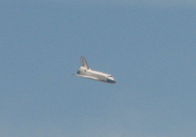 space shuttle atlantis, landing at edwards, june 2007