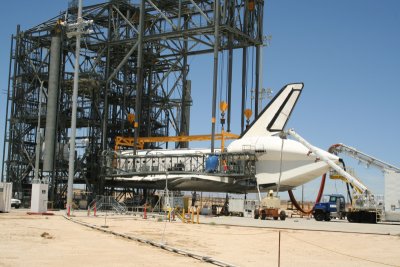 Orbiter Atlantis in the Dryden Mate-Demate Facility
