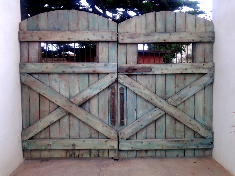 Cayucos Gates