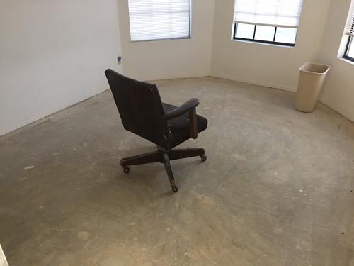 rmpty office