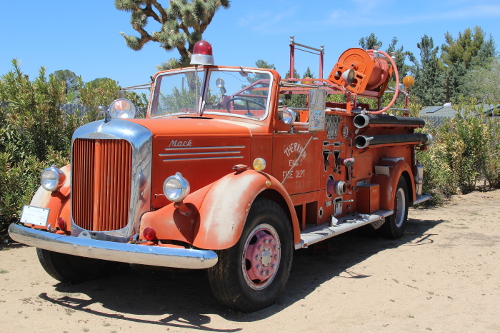 Old fire engine, out on 20th street west