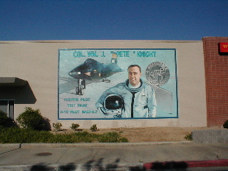 Pete Knight mural on wells fargo building