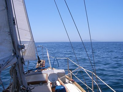 Sailing the NorSea 27