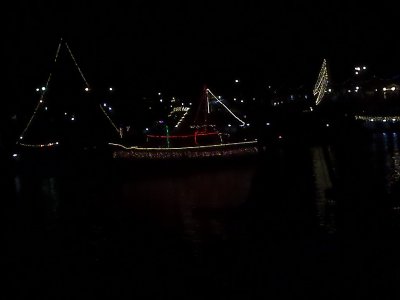 parade of lights, channel island harbor, 11 dec 2010